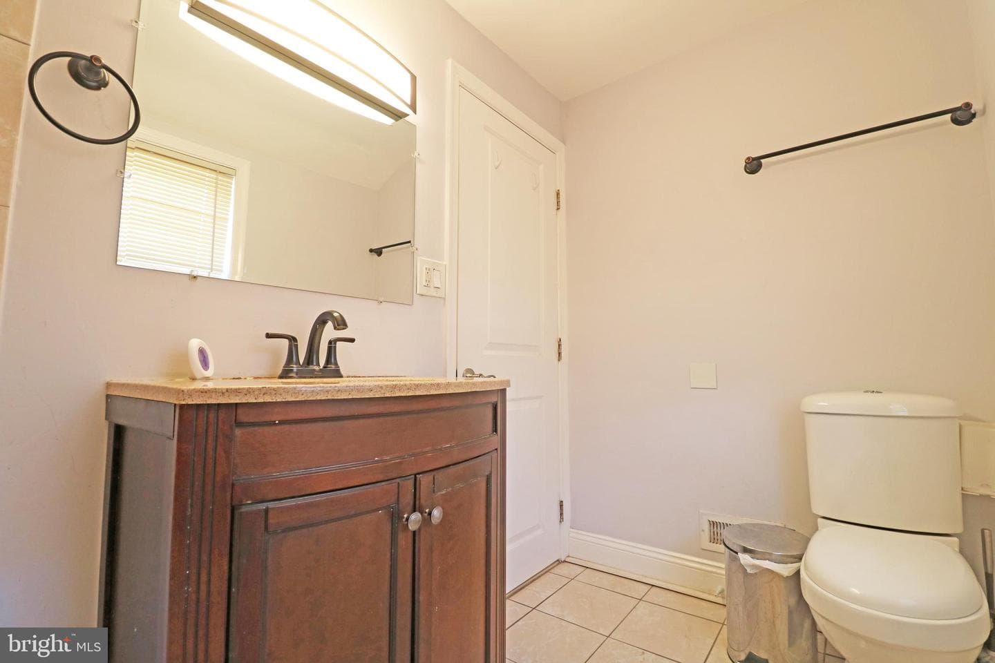 602 W South Avenue photo 28