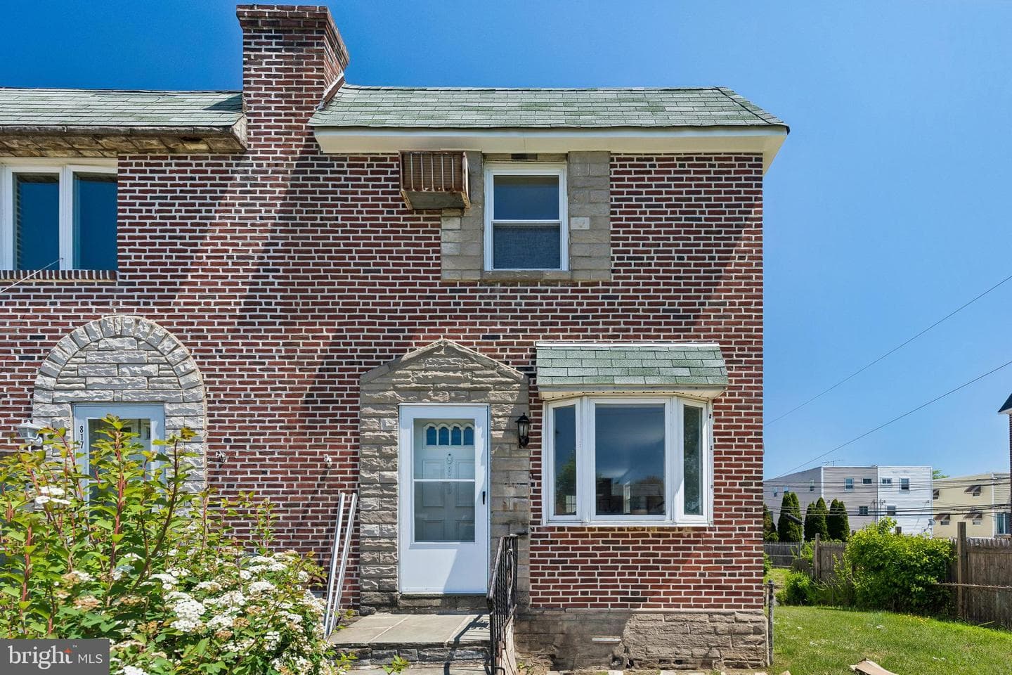 819 Grant Road photo 36