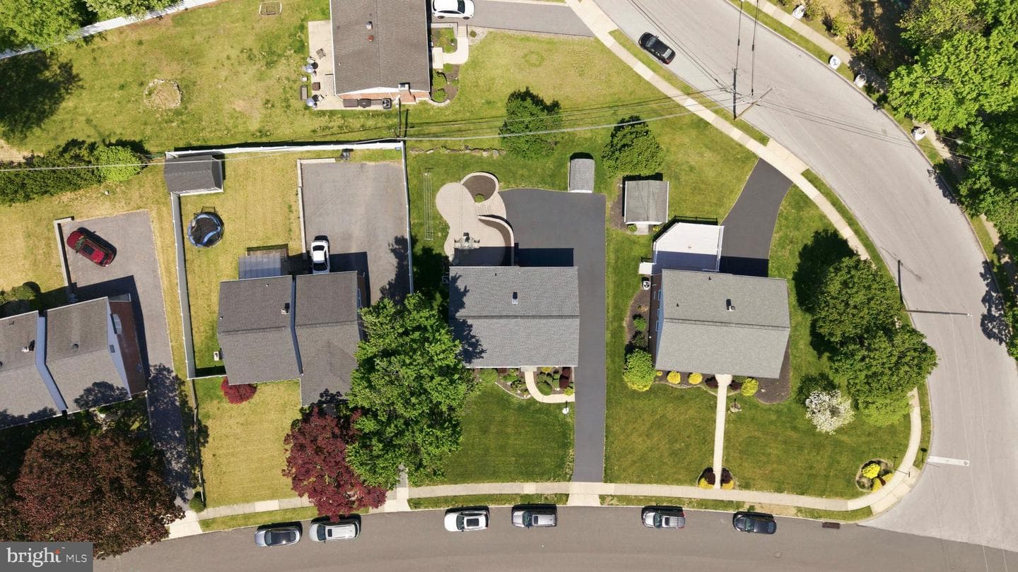 447 Maddock Road photo 40