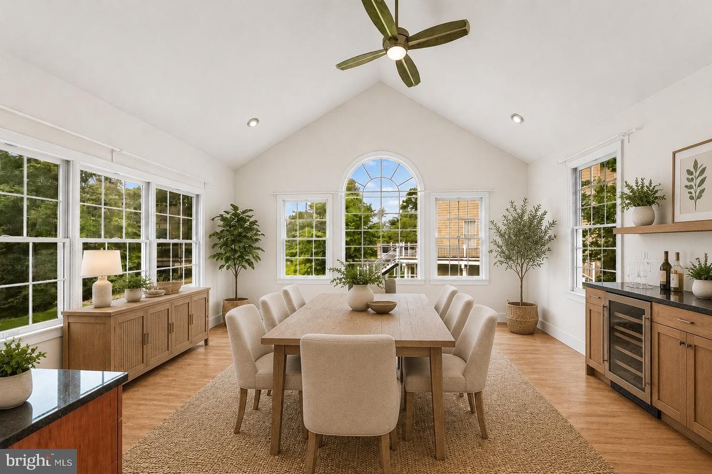 13 Evergreen Place photo 15