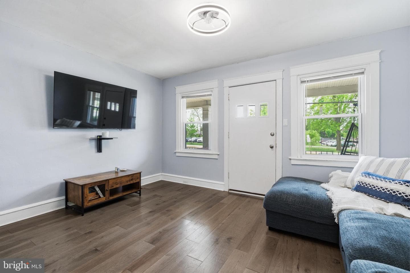 1423 Lawrence Road photo 5