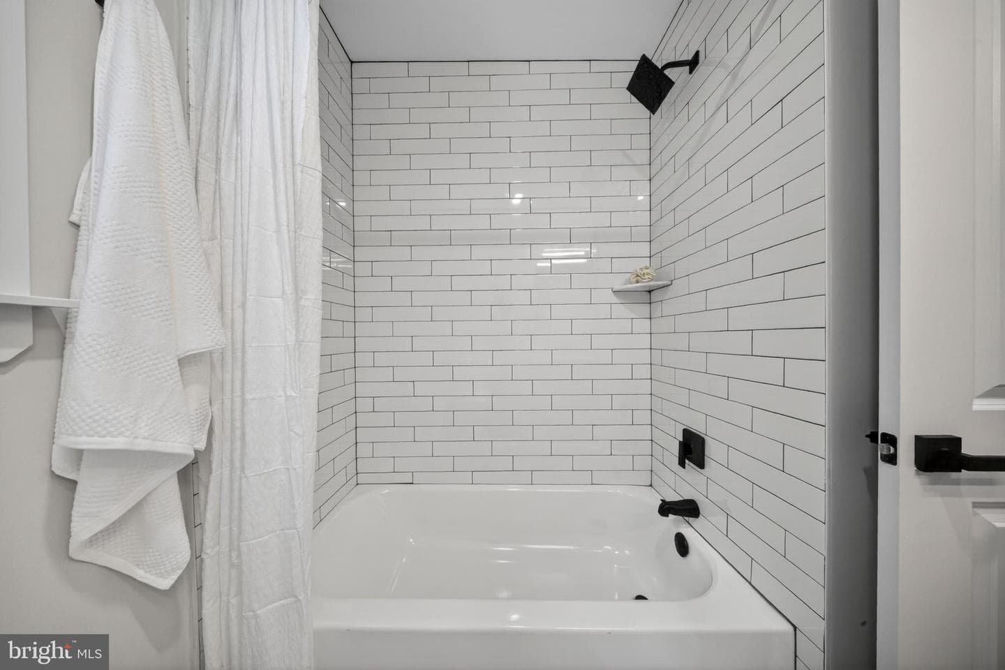 135 Bryn Mawr Avenue photo 18