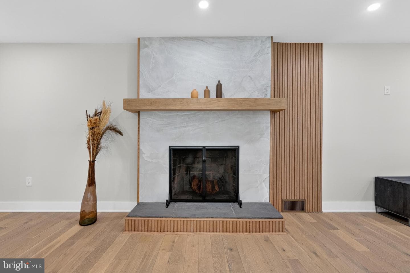 135 Bryn Mawr Avenue photo 40