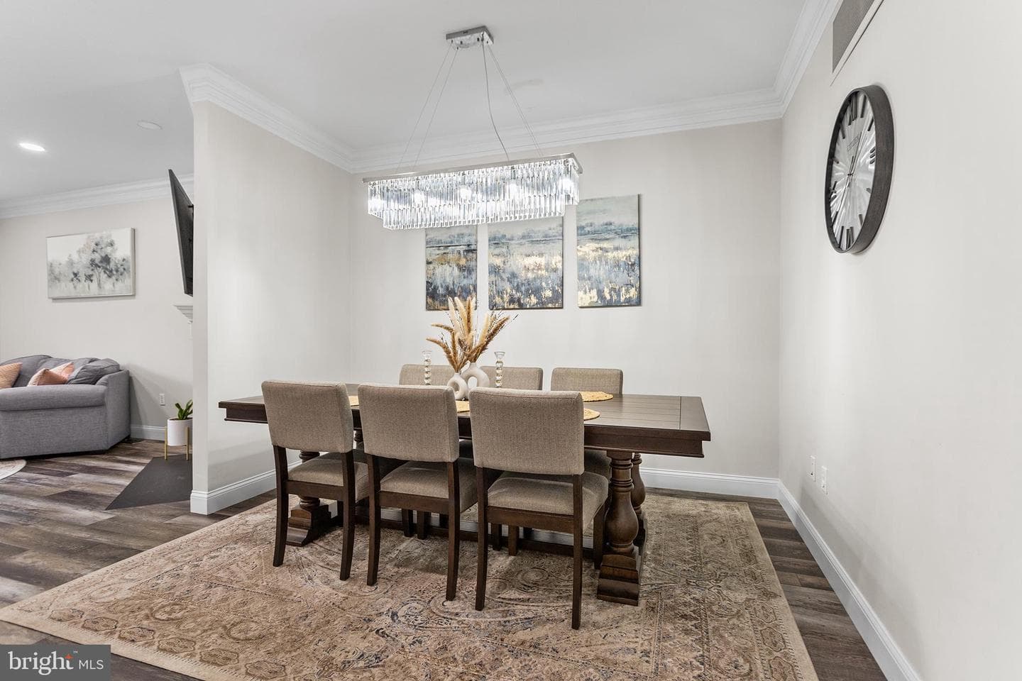 12 Hoag Lane photo 6
