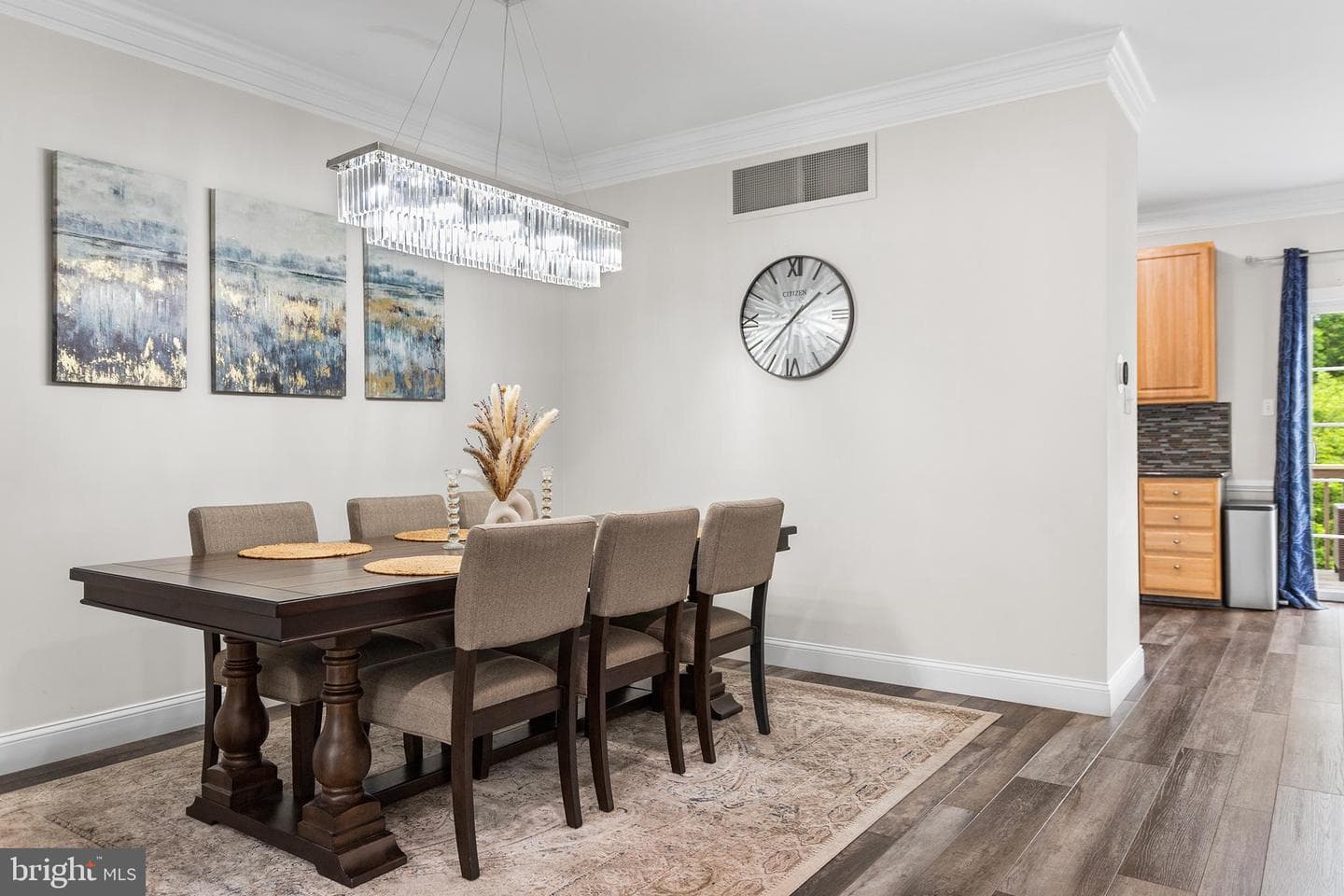 12 Hoag Lane photo 7
