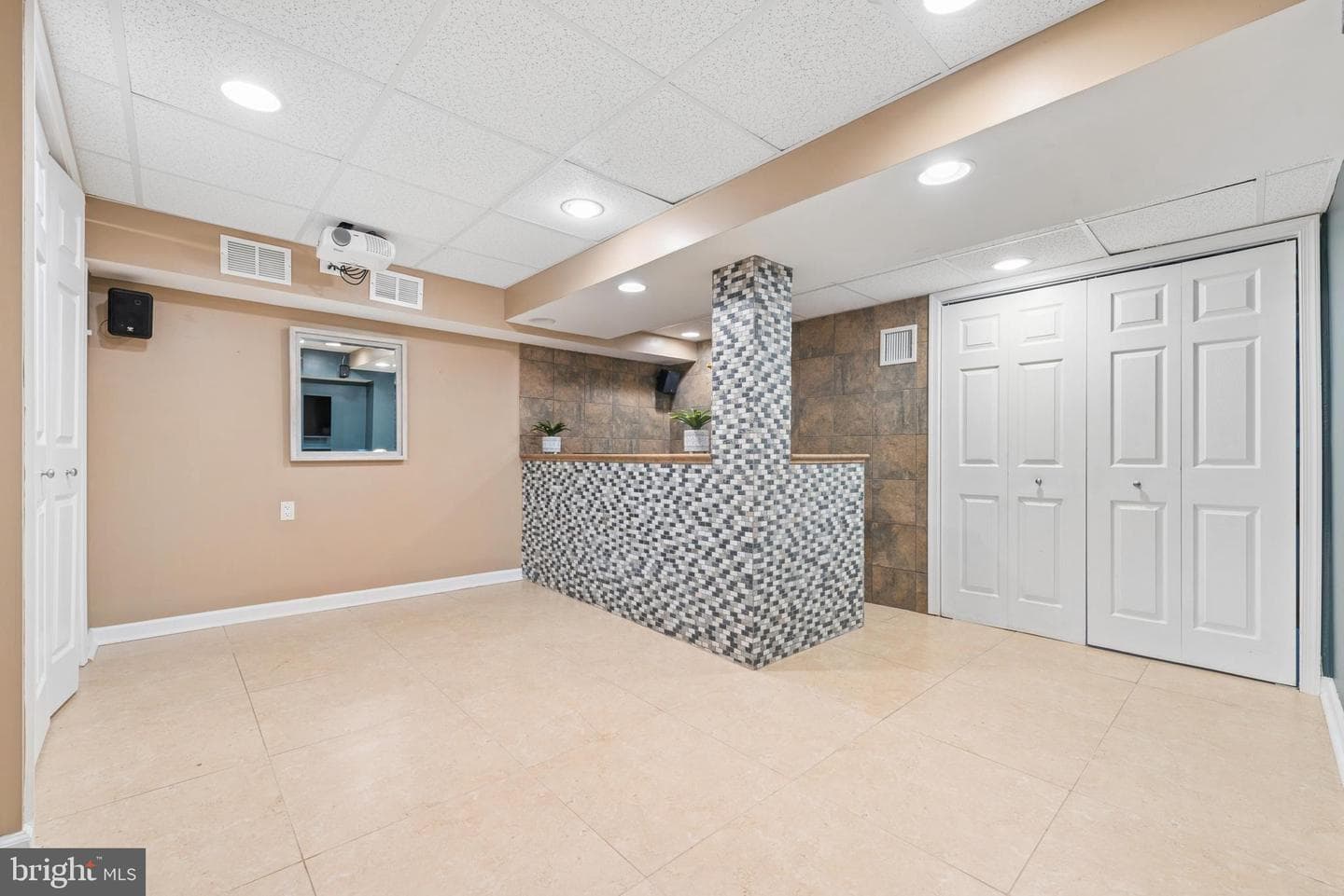 212 E Woodland Avenue photo 34