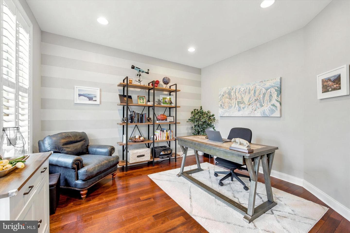 3702 Liseter Gardens photo 8