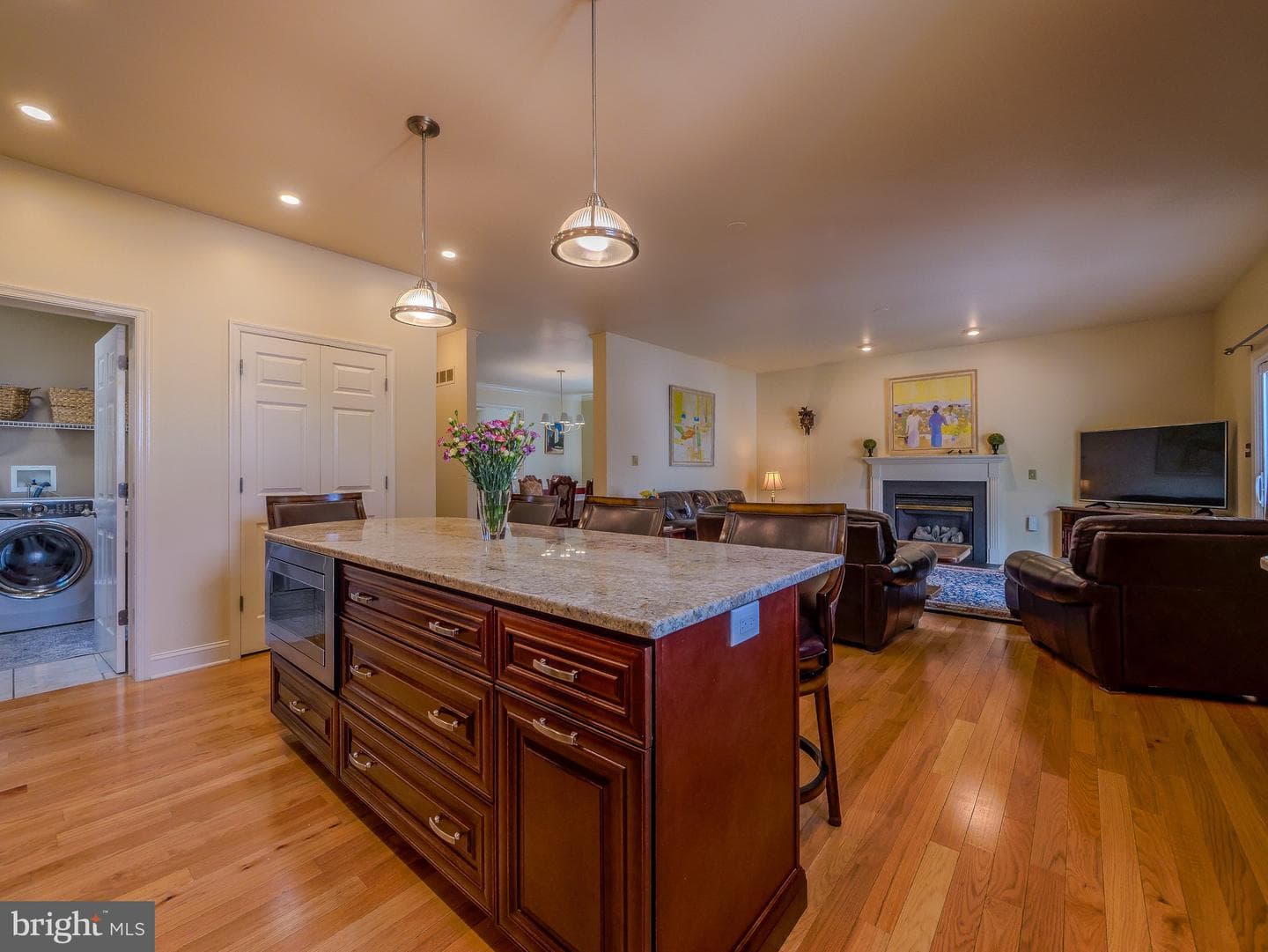 226 E Benedict Avenue photo 36
