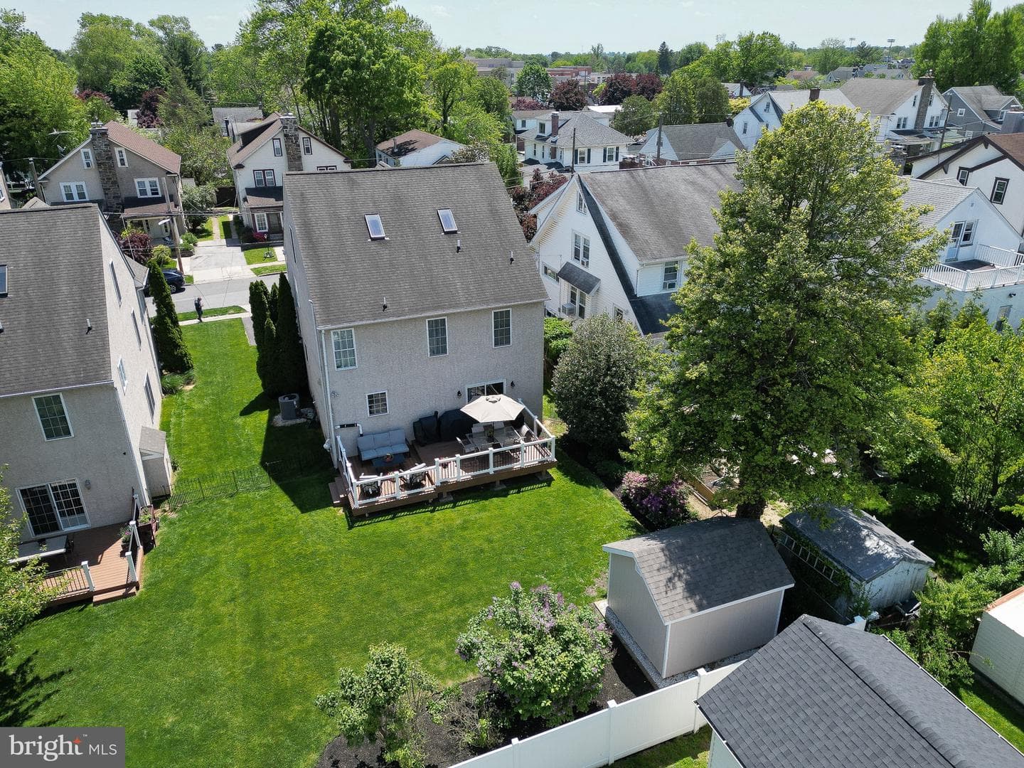 226 E Benedict Avenue photo 6
