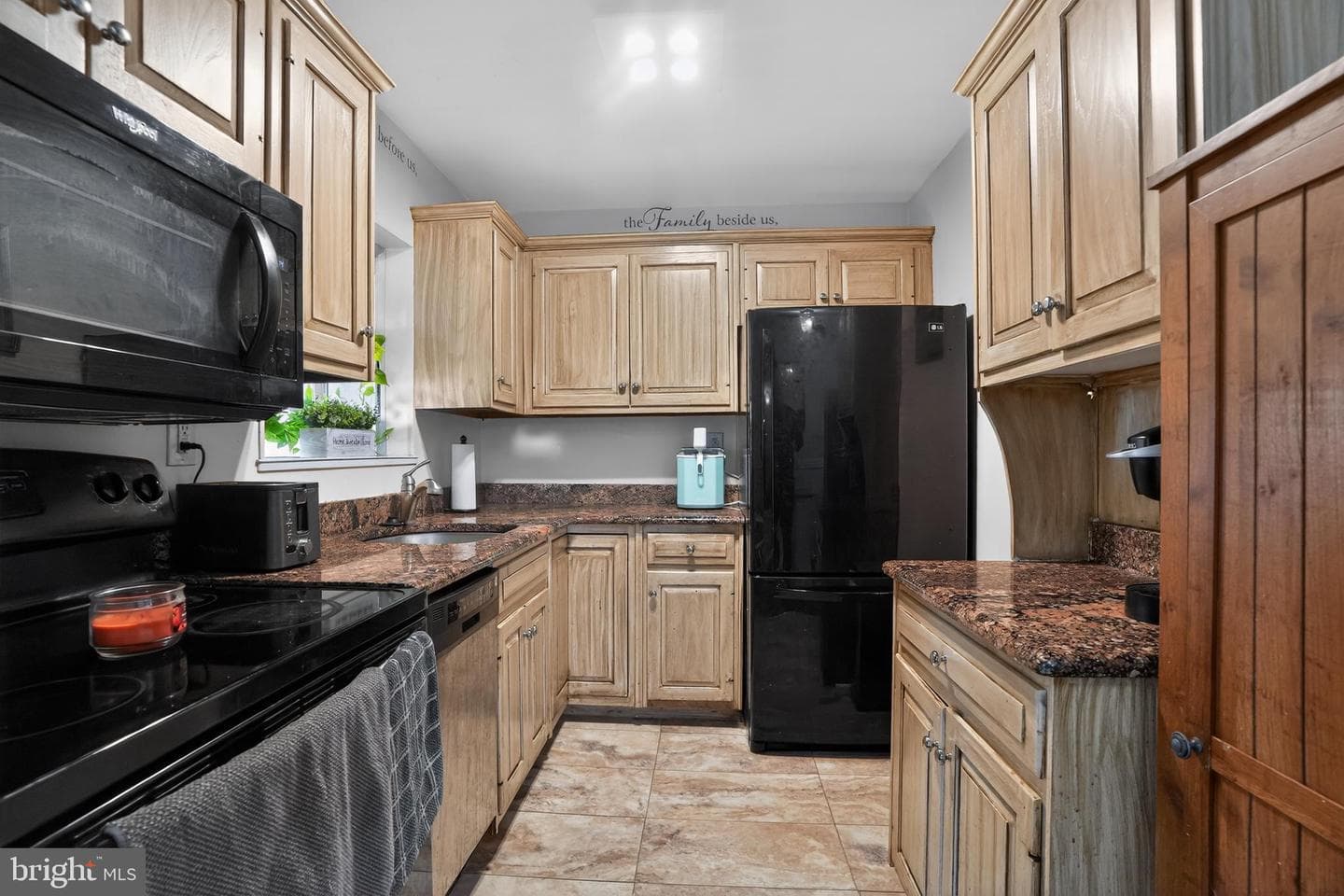 2112 Bridgewater Road photo 14