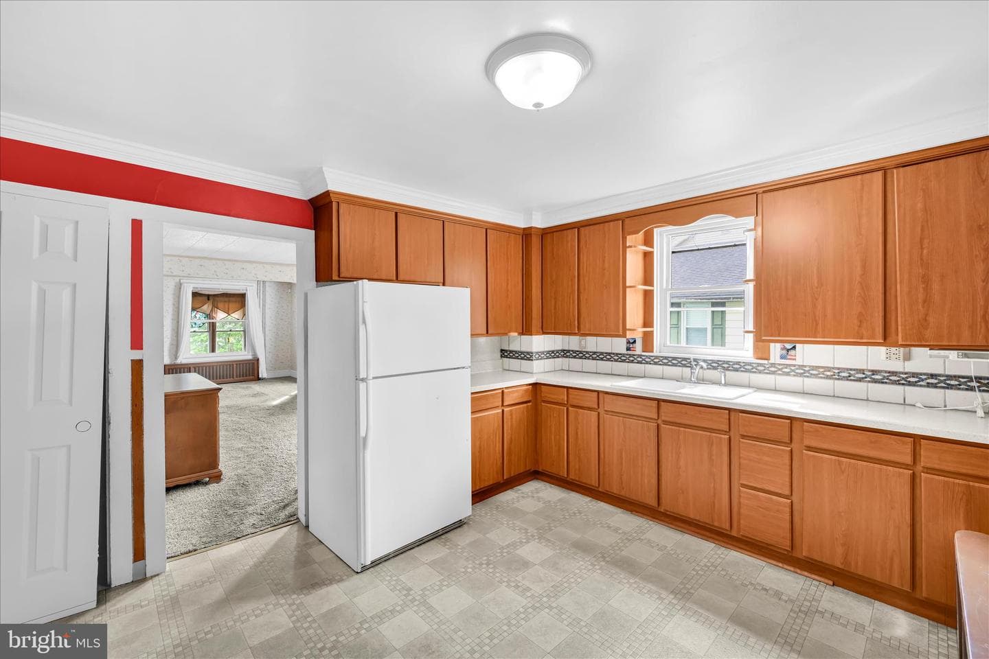 1666 Ward St photo 12