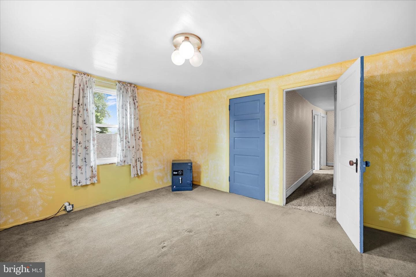 1666 Ward St photo 22