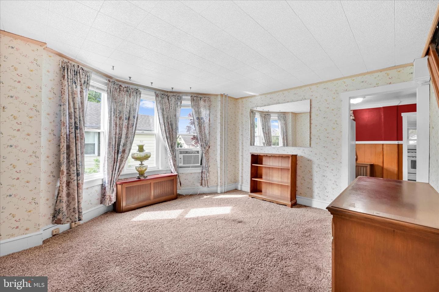 1666 Ward St photo 9