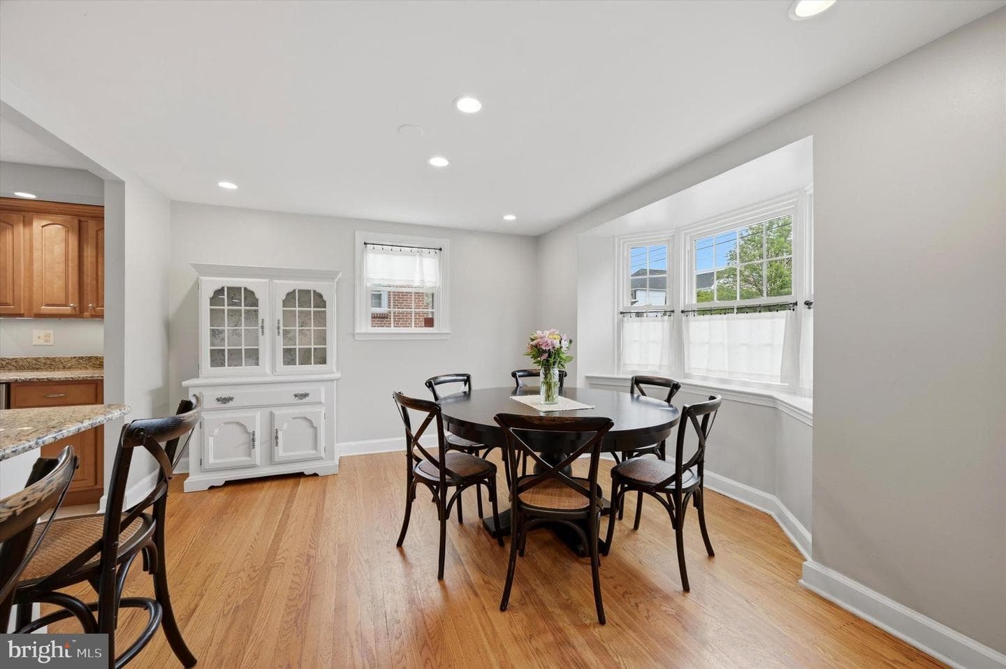 2408 Olcott Avenue photo 10