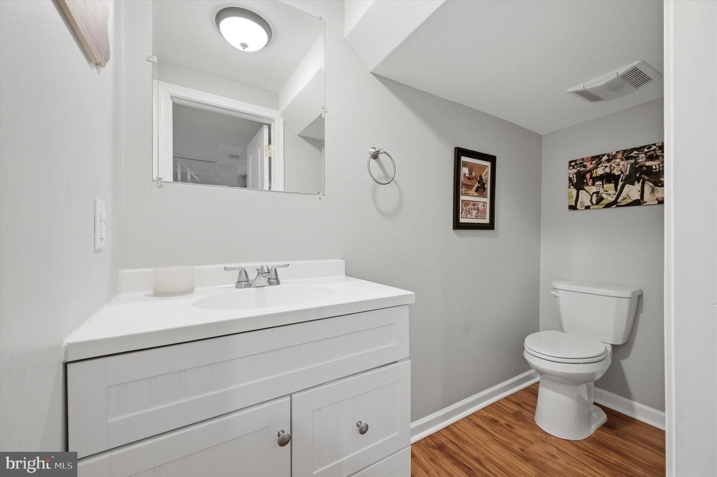 2408 Olcott Avenue photo 19