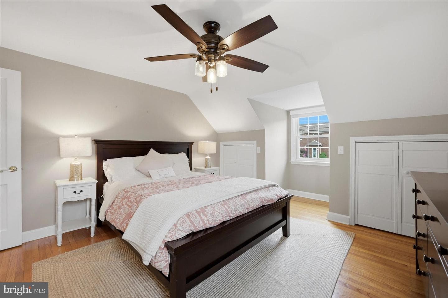 2408 Olcott Avenue photo 24