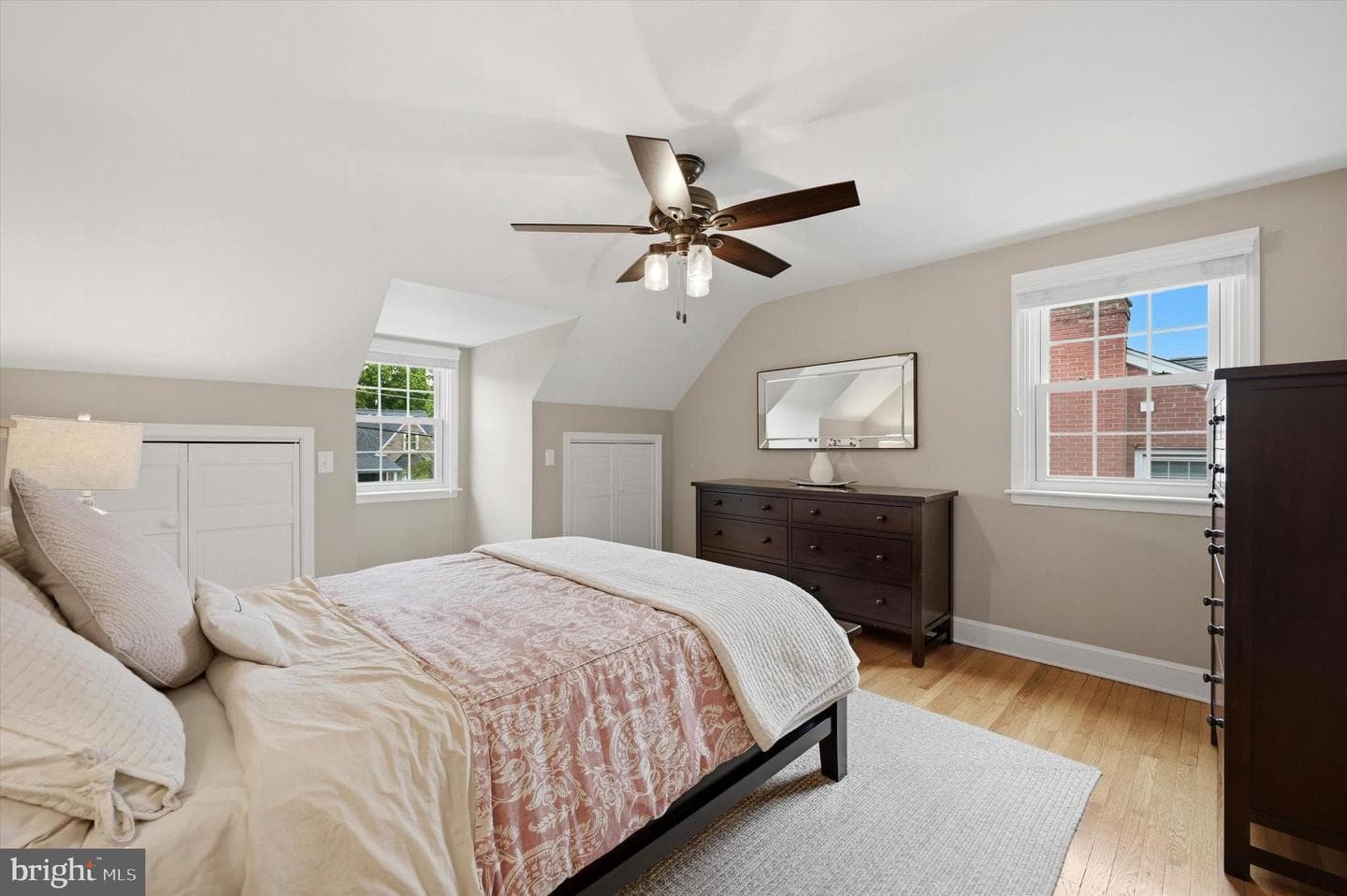 2408 Olcott Avenue photo 26