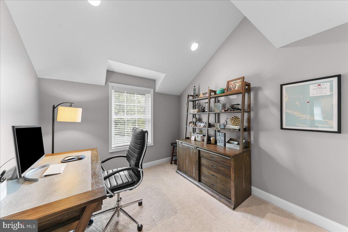 9 Pickwick Lane photo 28