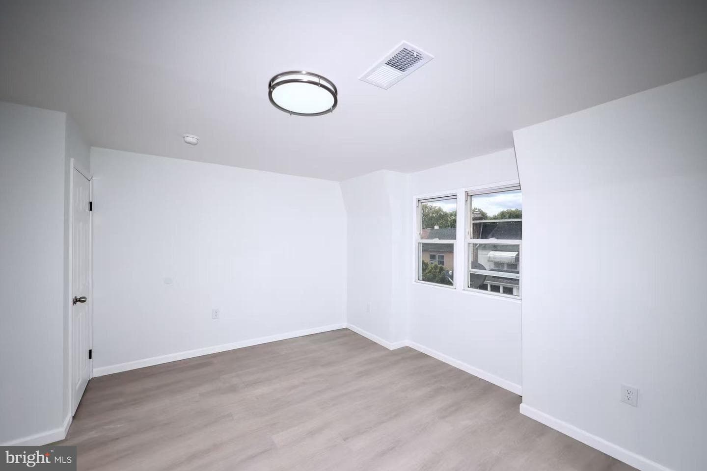 237 Maypole Road photo 35