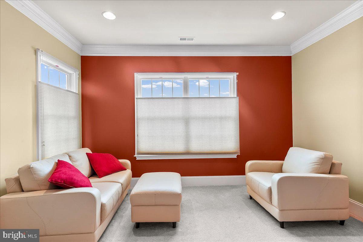 17 Evergreen Place photo 23