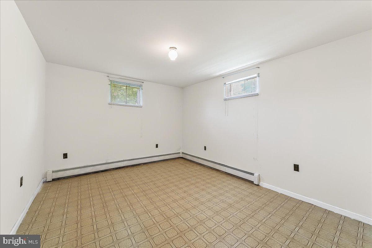 1359 Peach Street photo 29