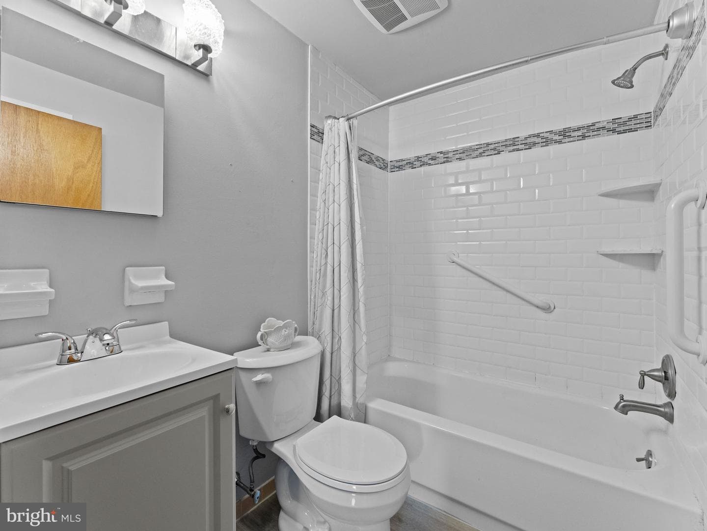 602 Lincoln Drive photo 28