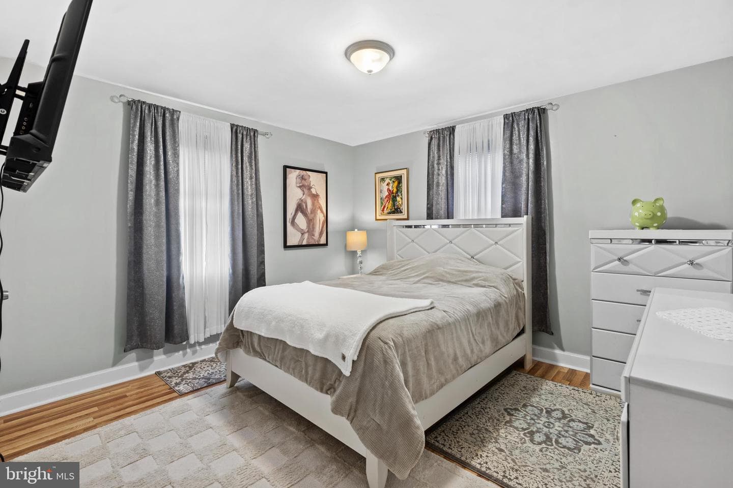 214 S Sproul Road photo 16