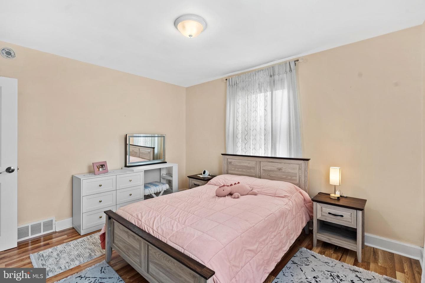 214 S Sproul Road photo 19