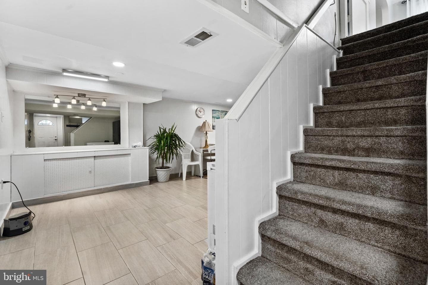 214 S Sproul Road photo 25