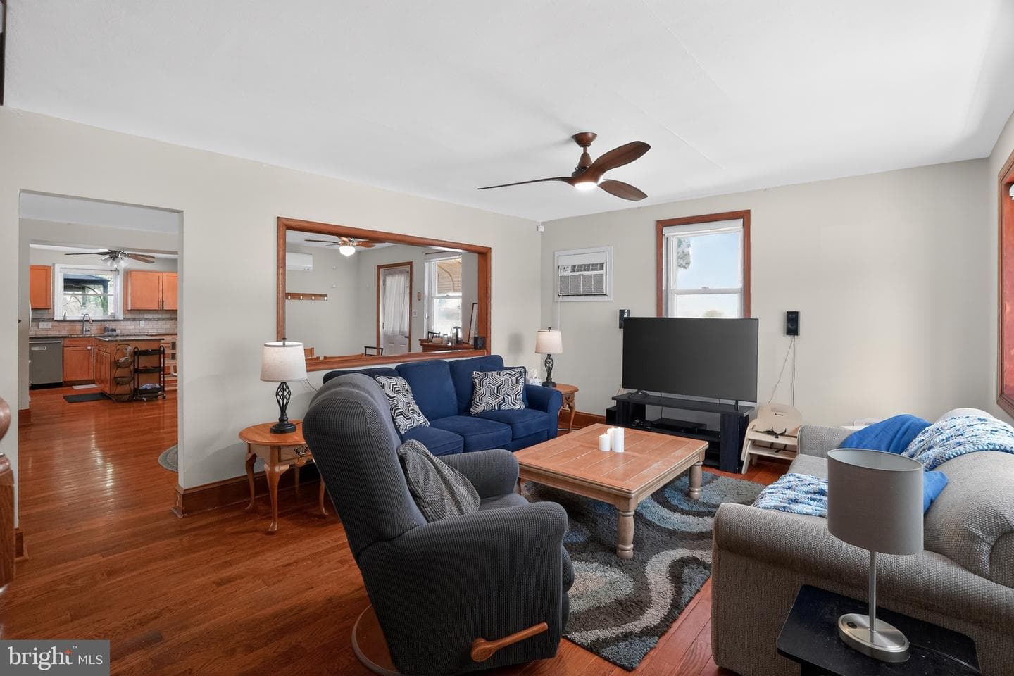 718 Pearl Avenue photo 4
