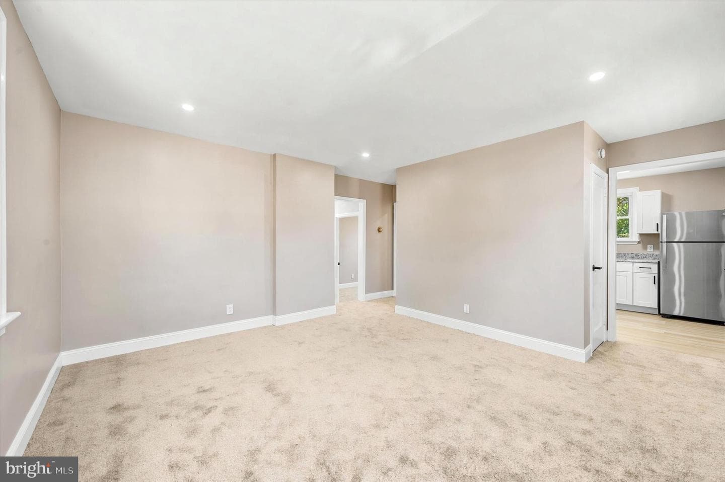 1022 Lawnton Terrace photo 3
