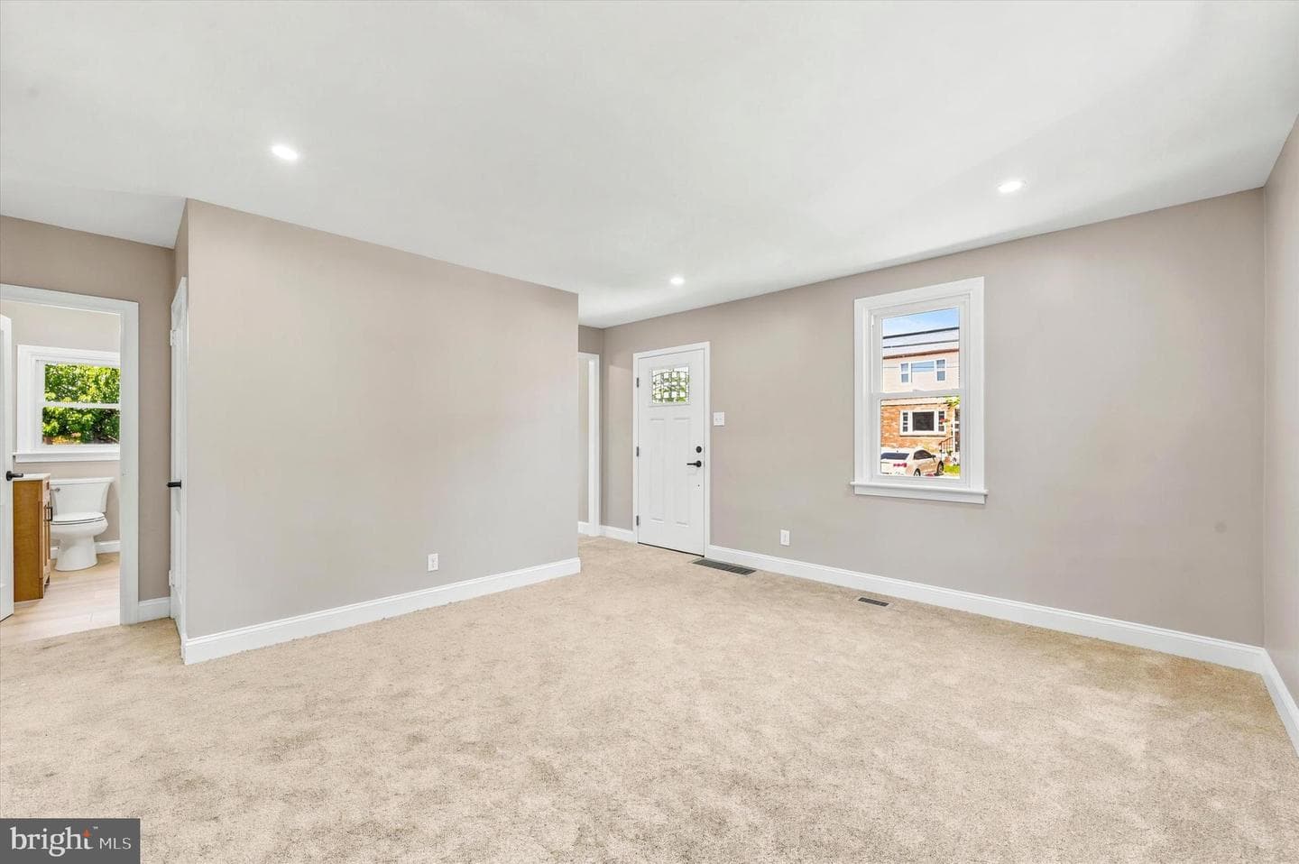 1022 Lawnton Terrace photo 5