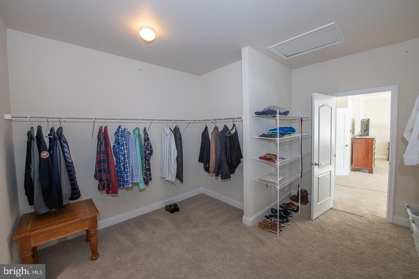 3704 Liseter Gardens photo 33