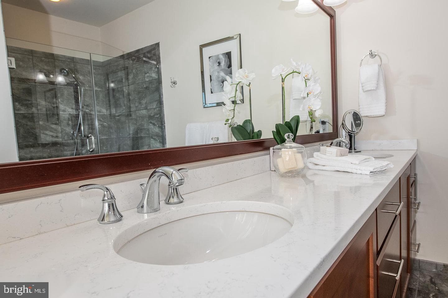 3704 Liseter Gardens photo 36