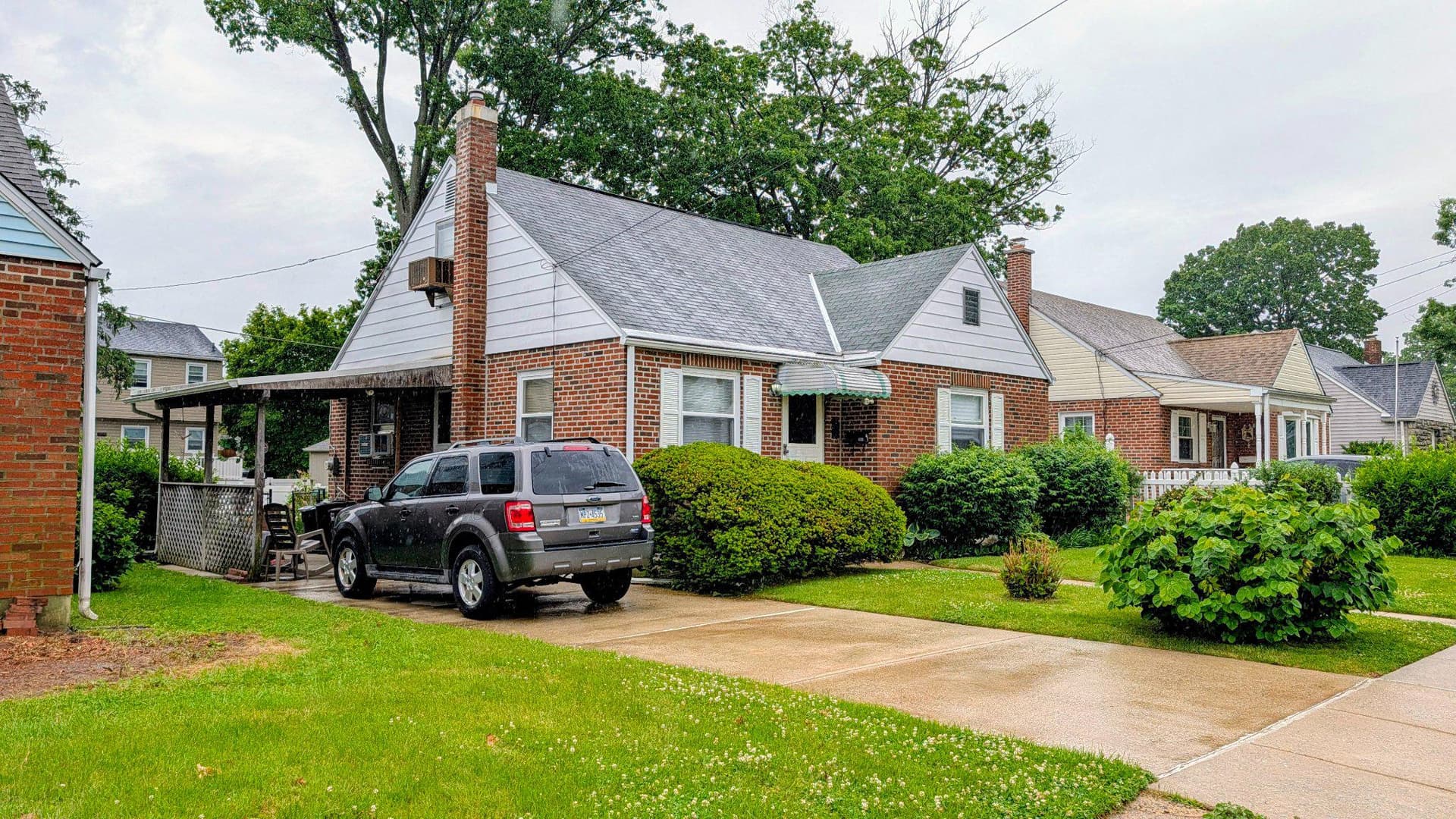 429 Evergreen Avenue photo 5