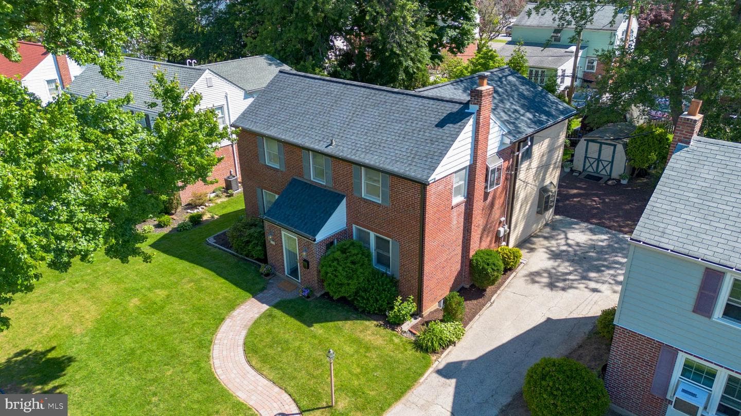415 Brentwood Road photo 40