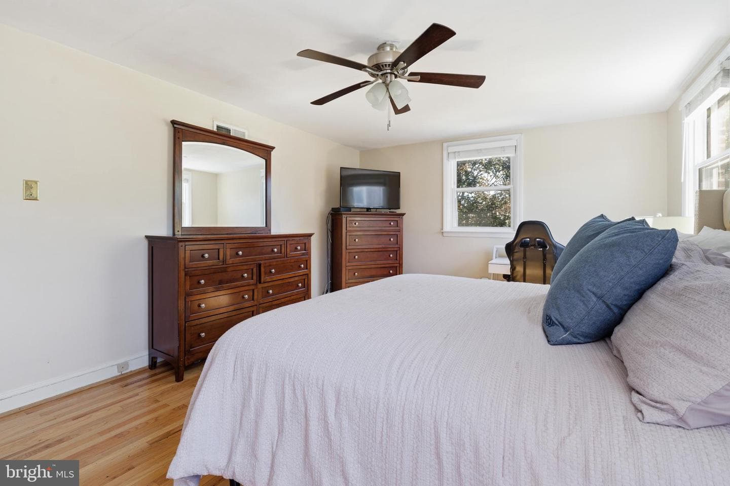 506 Harriet Lane photo 17