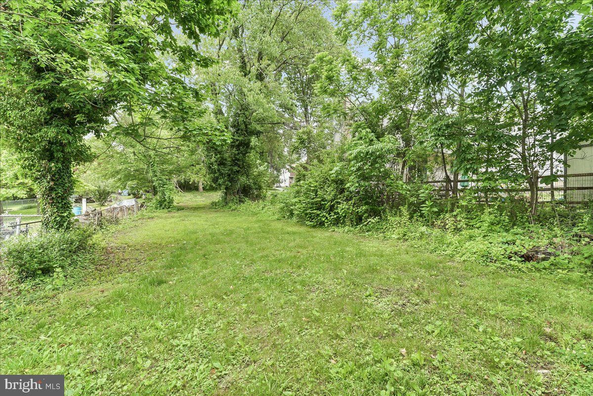 204 S Pennell Road photo 31