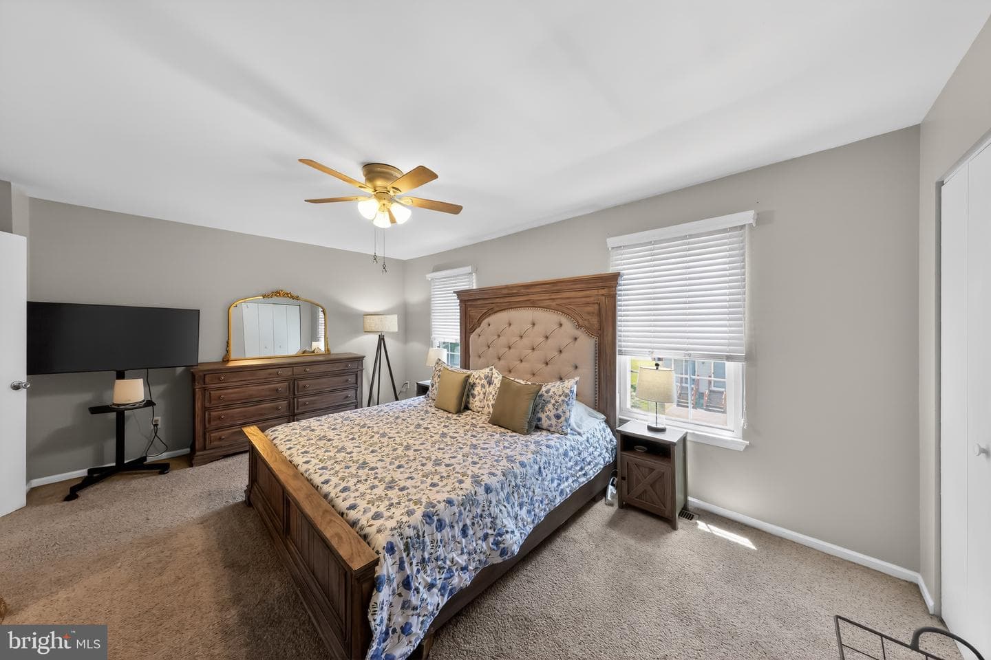 56 Victoria Drive photo 17