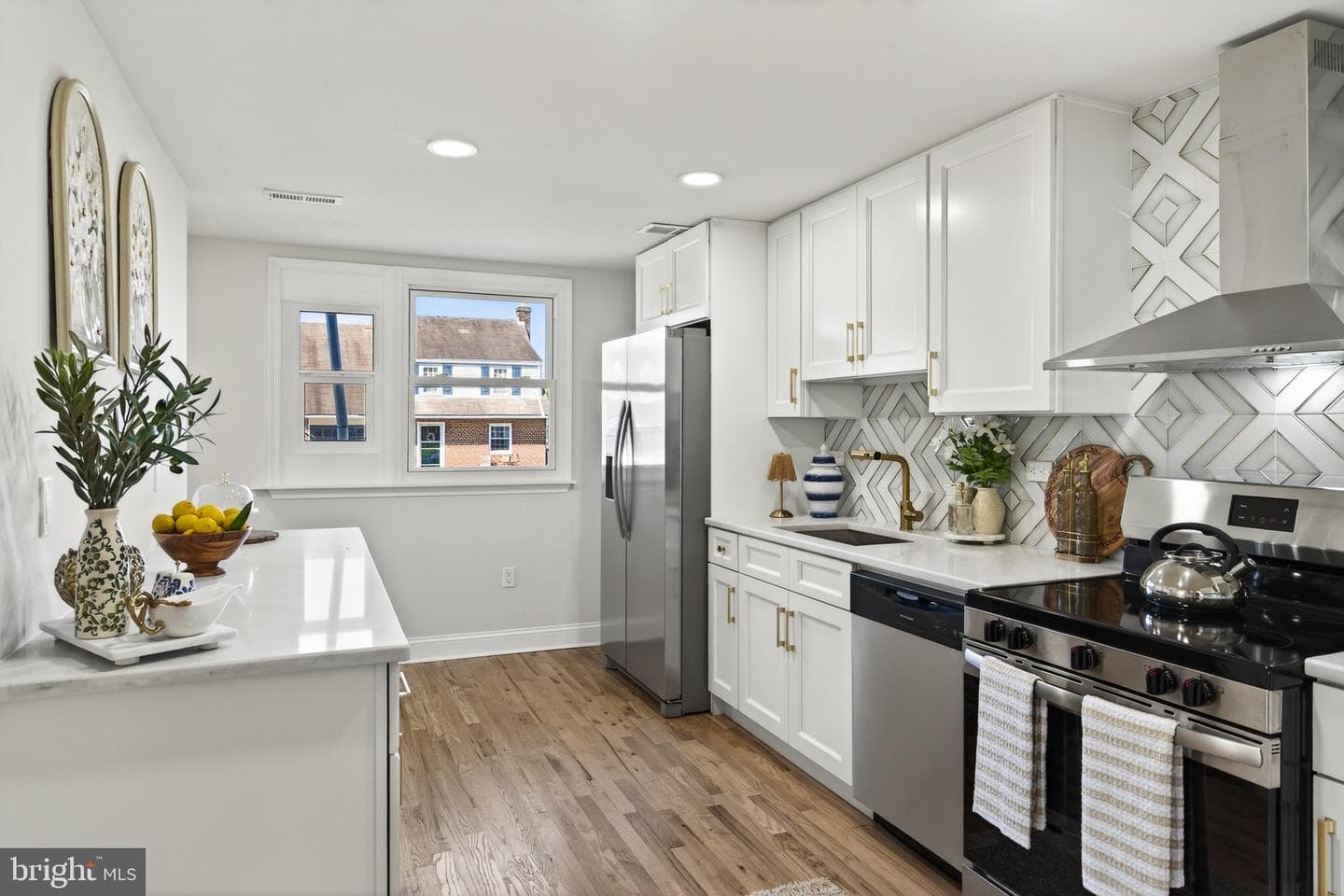542 Stanbridge Road photo 10