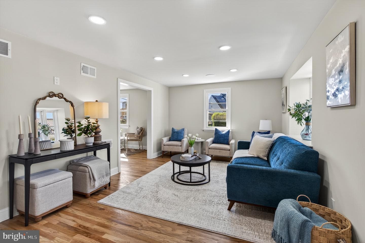 542 Stanbridge Road photo 4