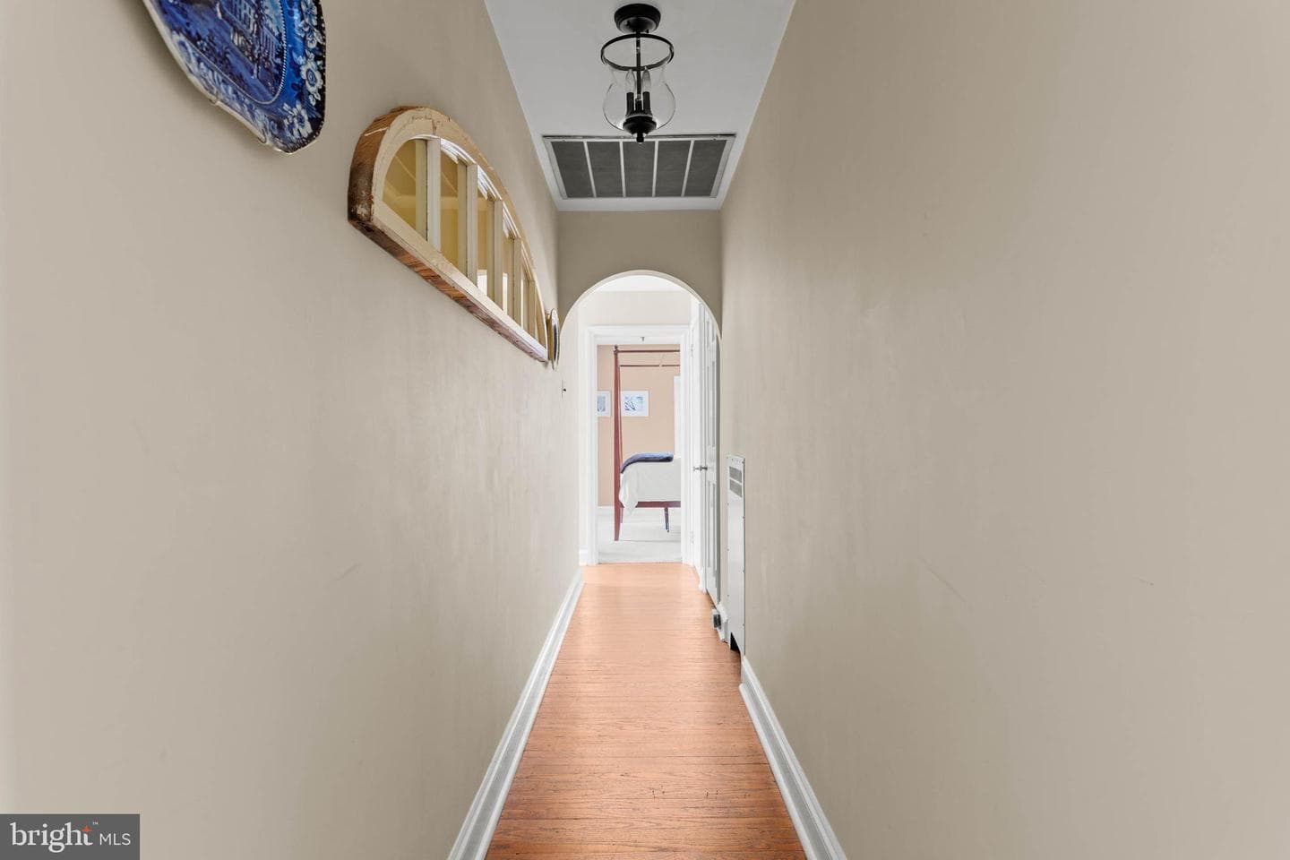 105 N Drexel Avenue photo 47