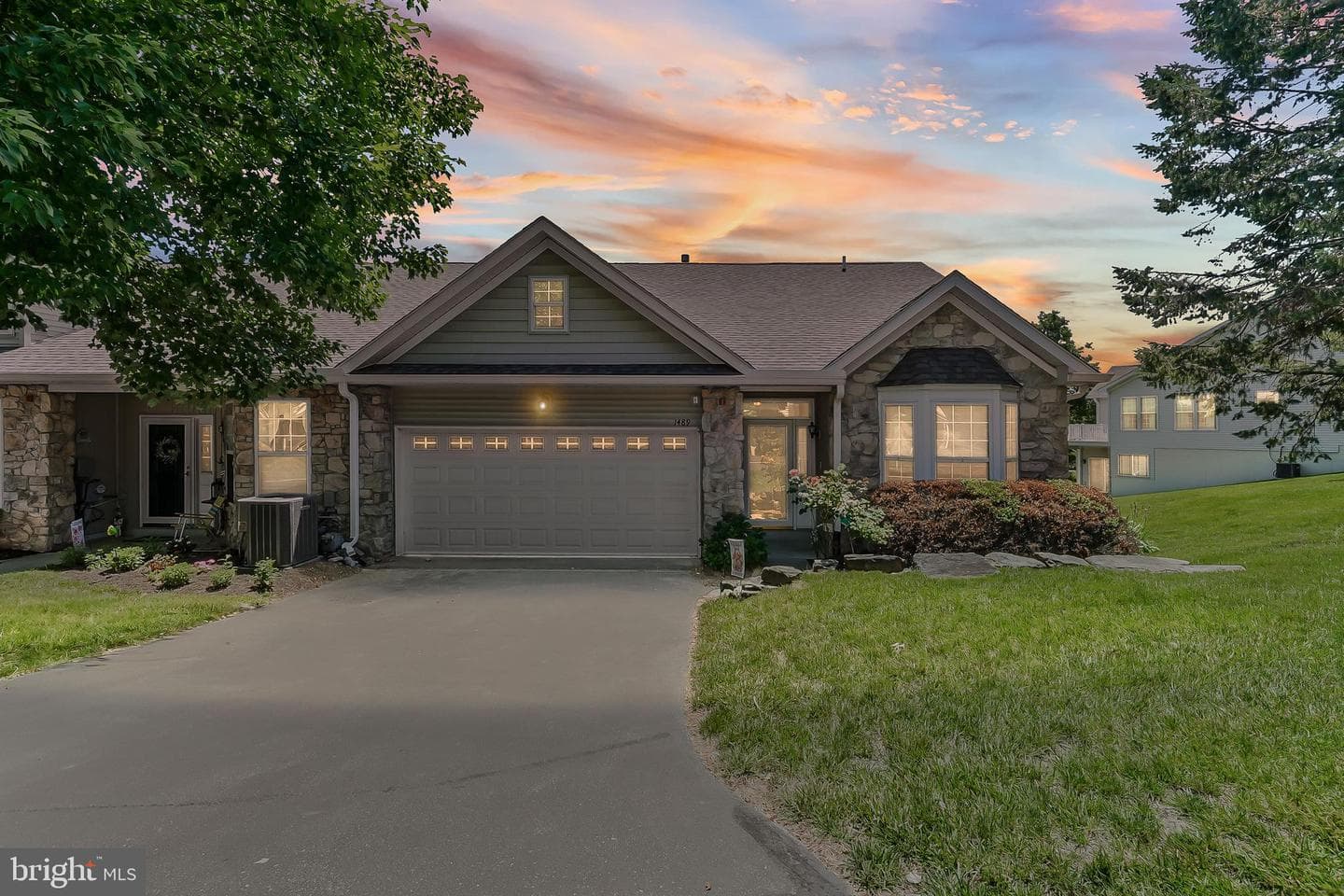 1489 Palmer Dr