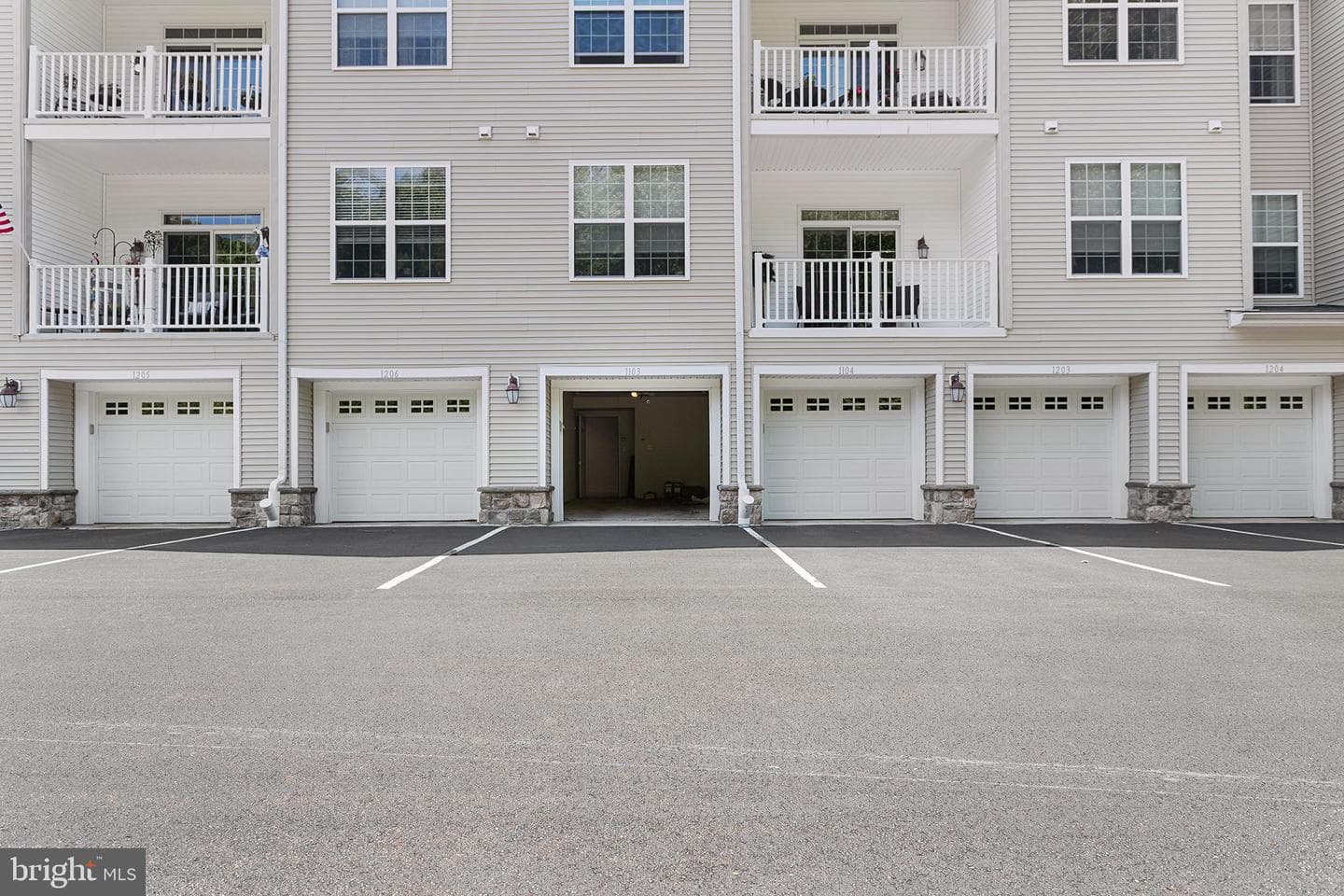 1103 Poplar Street photo 24
