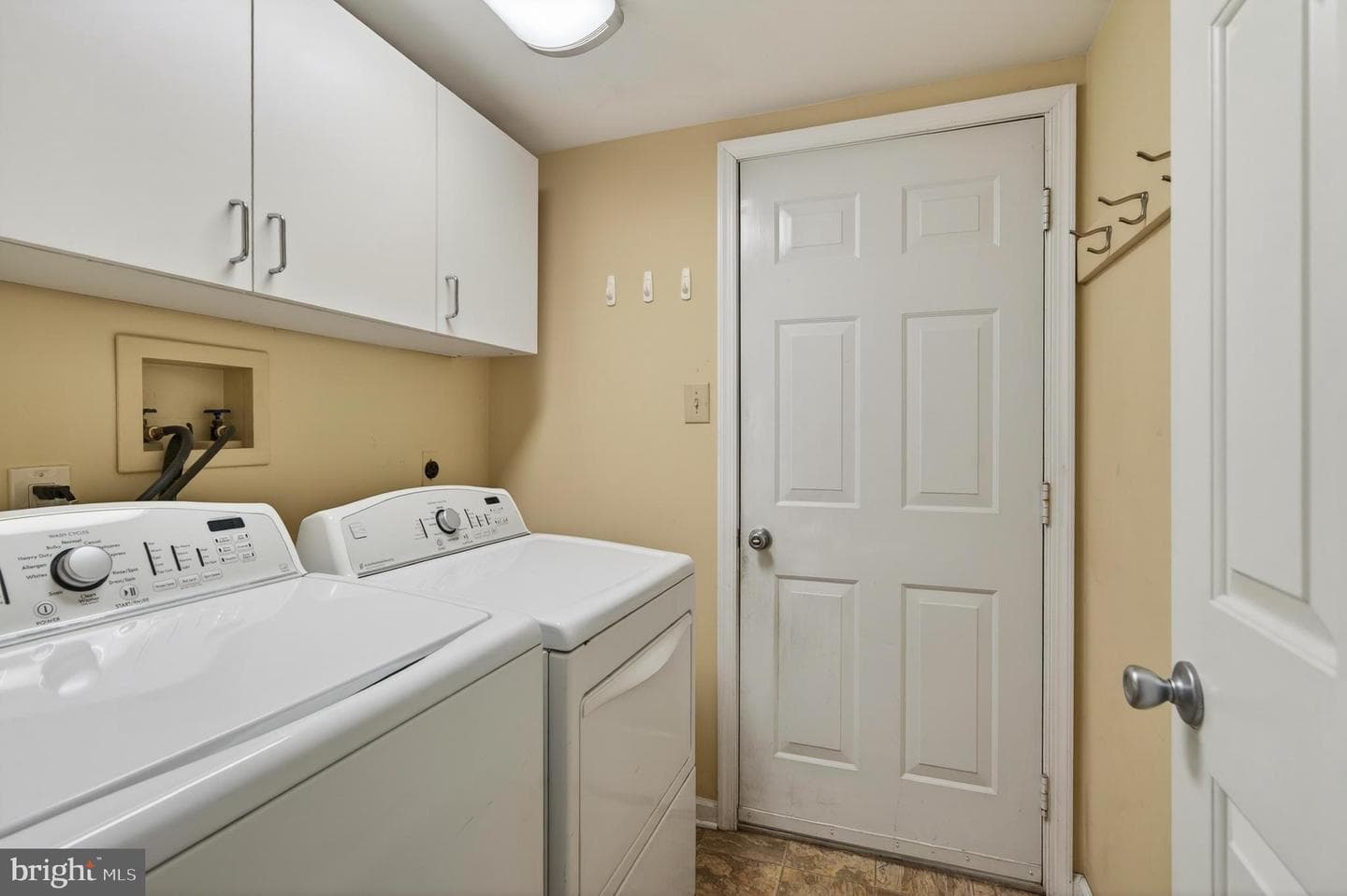 105 Grace Lane photo 18