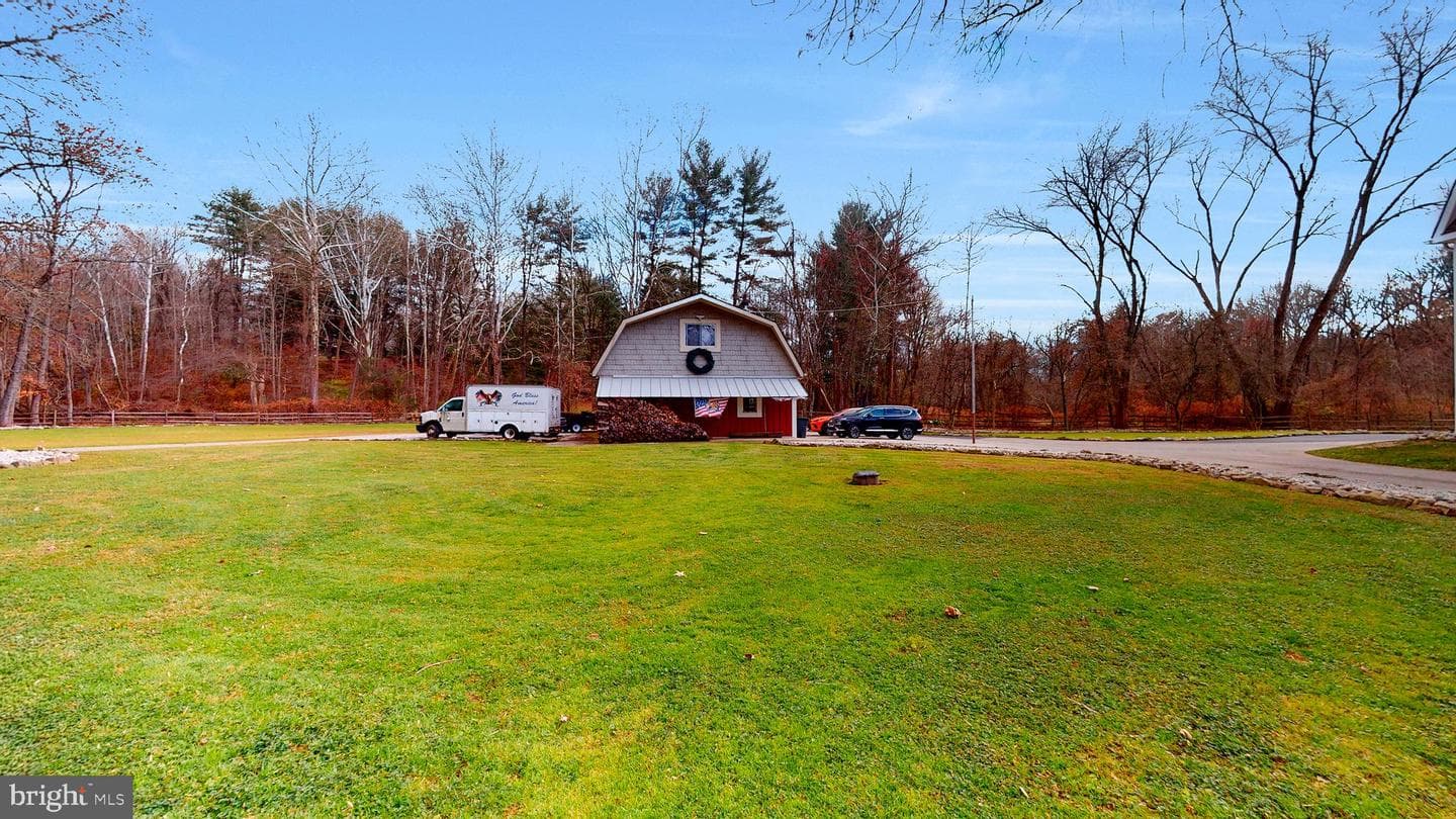 901 Crum Creek Rd photo 77