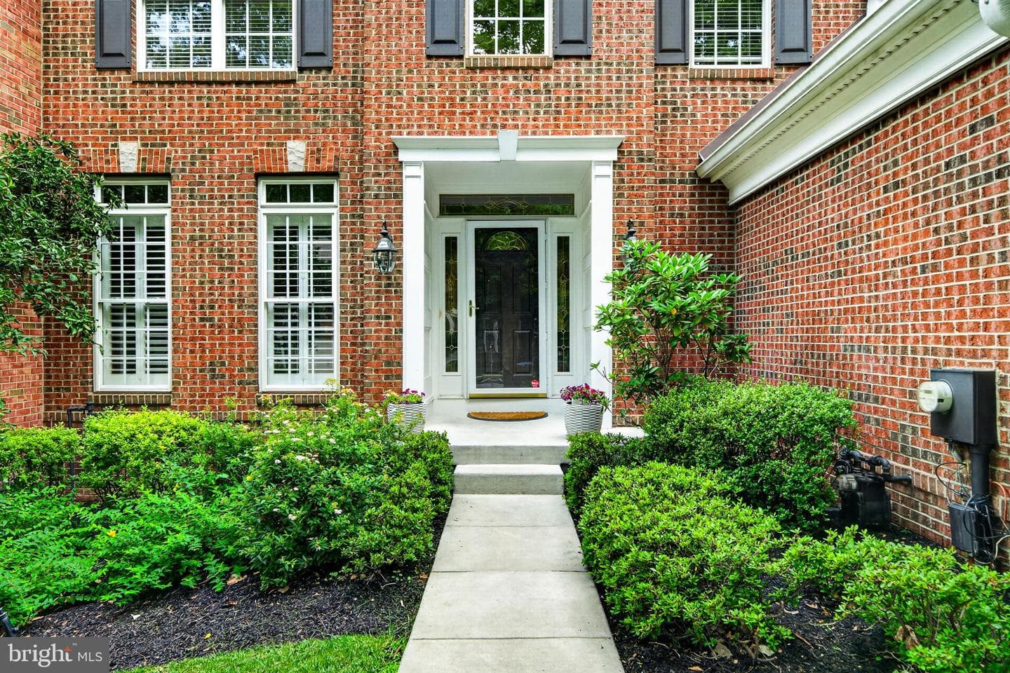 125 Camelot Lane photo 3