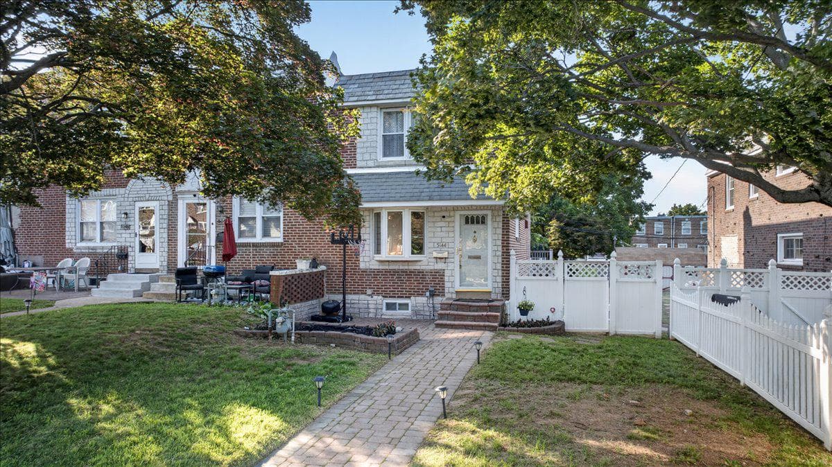 5144 Whitehall Drive, Clifton Heights