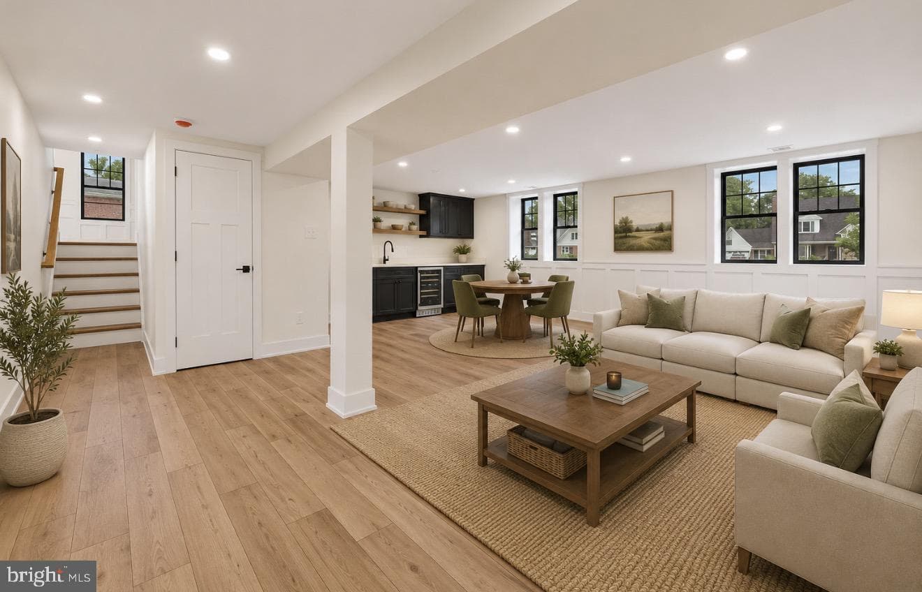 1008 Richmond Road photo 10