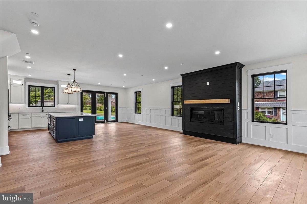 1008 Richmond Road photo 32